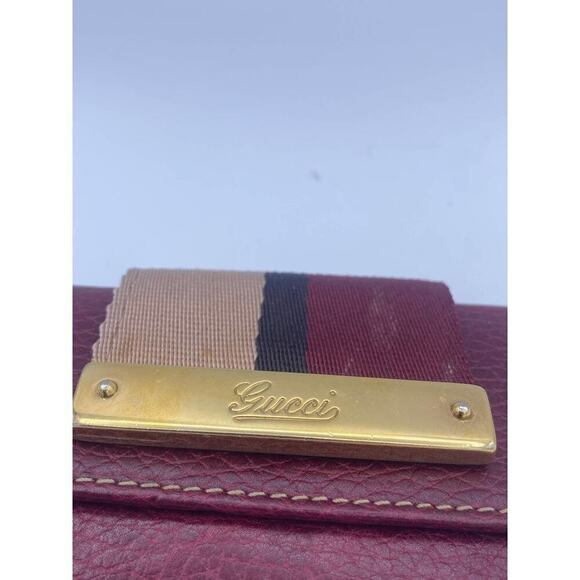 Gucci Authentic burgundy Key Ring Case - Picture 5 of 9